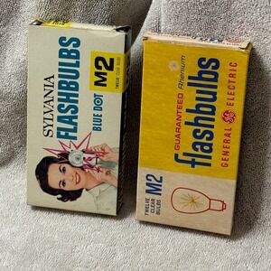 Vintage Sylvania Blue‎ Dot M2 & GE Rhenium Flashbulbs - 2 Boxes - 8 bulbs total